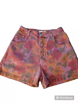 Vintage 1990s Floral High Waisted Shorts By No Excuses Size 9/10 • $21