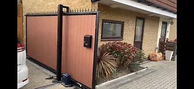 £1 • Buy AUTOMATIC ELECTRIC  SLIDING GATES-the Price Is For Making An Offer
