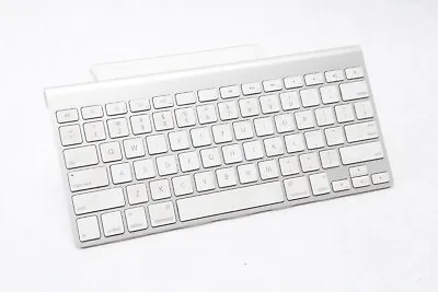 GENUINE Apple Wireless Bluetooth Keyboard A1314 Mac Aluminium Z • $19.99