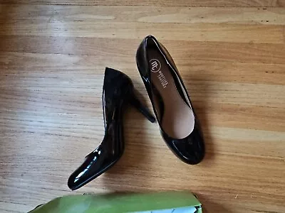 Mootsies Tootsies Black Patent Pumps 9.5 New Never Worn • $6