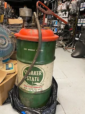 Vtg Quaker State Oil Can 120lb Hand Pump Service Gas Station Garage Drum Man Cav • $349.95