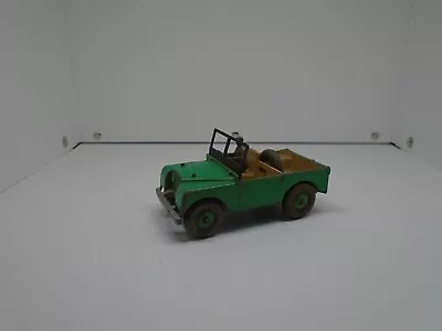 Dinky Toys Land Rover With Driver Car In Green • £10.50