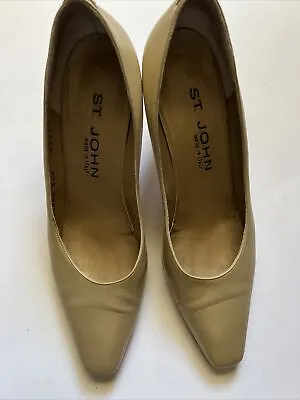 St. John Pumps 7.5AA BeigeLeather Gold Plated Heel • $40