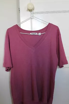 Oversized Country Road Tee T-Shirt XS Plum Colour • $18