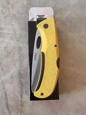 Brand New Gerber E-Z Out Rescue Blunt Tip + Full Serration Folding Knife - 06971 • $30