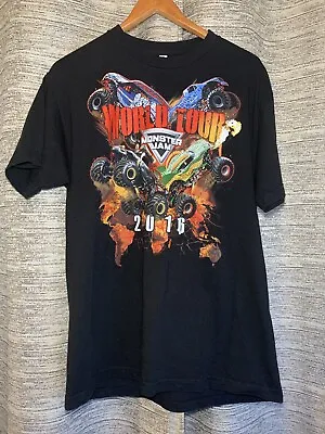 Monster Jam Monster Truck World Tour 2016 T Shirt Men Large • $11.99
