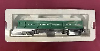 MTH Rail King 30-7941 New York Central Dump Car With Operating Bay • $49.95