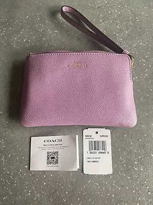 £28 • Buy BNWTS Violet Coach Wristlet