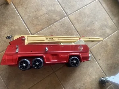 Vintage 1970’s Tonka Fire Ladder Truck #32202 ORIGINAL OWNER • $25