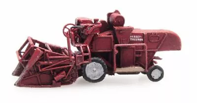 Artitec Combine MF 830 Ready Tractor Massey Ferguson Z 1:220 Scale NIB 322.018 • $29.99