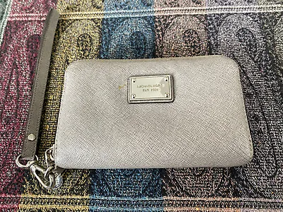 Michael Kors Gray Wallet/Wristlet • $15