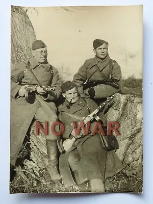 WWII ORIGINAL LARGE PHOTO RED ARMY OFFICERS W PPSh-41 Submachine Gun • $49.99