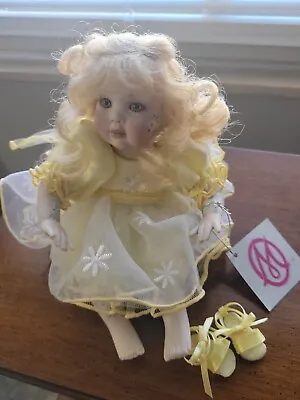 Marie Osmond 'Daisyetta' Fairy Tiny Tot Porcelain Fine Collectible Doll .  • $25
