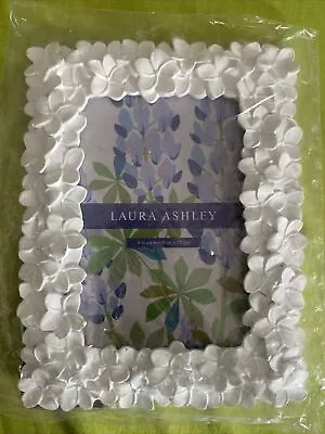 NWT Laura Ashley White Hawaiian Flower Picture Frame 4 By 6” Nice • £17.37