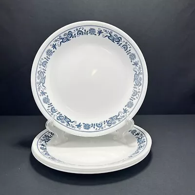 Set Of 4 Corelle Old Town/ Blue Onion 8 1/2”  Luncheon Salad Plates • $20