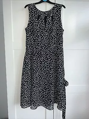 WALLIS Ladies Dress Black & White Polka-Dot Patterned Sleeveless Dress Size 10 • £5