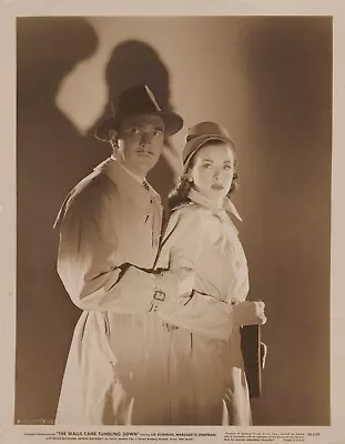 Marguerite Chapman + Lee Bowman (1946) ❤ Original Vintage Hollywood Photo K 390 • $19.99