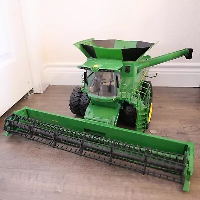 John Deere S670  Combine 1:16  Big Farm Toy ERTL Engine Sound & Flashing Lights • $215