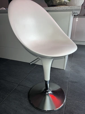 £250 • Buy Magis Bombo Swivelchair - White. Adjustable Height. Very Good Used Condition.