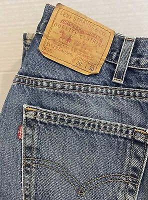 VTG Levis 505 Mens Jeans 30x30 Straight Blue Distressed EVERY GARMENT GUARANTEED • $21.50