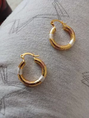 18ct DUBAI GOLD Plated HOOPED TRI COLOUR EARRINGS 2CM DIAMETER Medium Sized  • £9.99