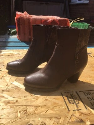 £9.99 • Buy Pavers Womens Brown Zipped Boots Size 4 - Vgc