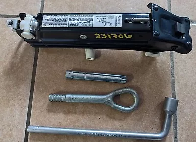 2006 Mercedes C280 Jack And Lug Wrench • $64.95