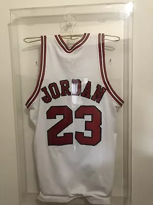 Michael Jordan White Jersey With Frame • $170