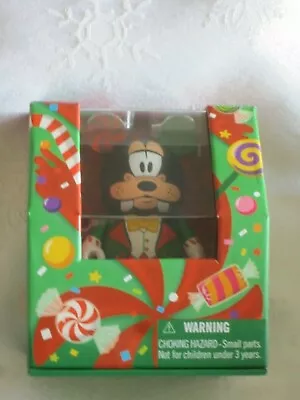 Disney Vinylmation 3  Figure 2011 Goofy - Mickey's Very Merry Christmas Party • $17.99