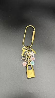 $130 • Buy Louis Vuitton Keychain With Charms