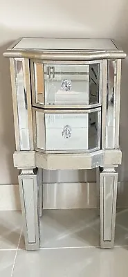 £119.95 • Buy SOL Mirrored 2 Drawer Venetian Distressed Silver Bedroom Living  Bedside Table