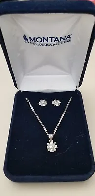 Montana Silversmiths Flower Necklace And Earrings Set • $40