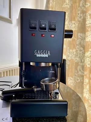 Gaggia Classic Espresso Machine - RI948014 (Black) 2019 Model • £310