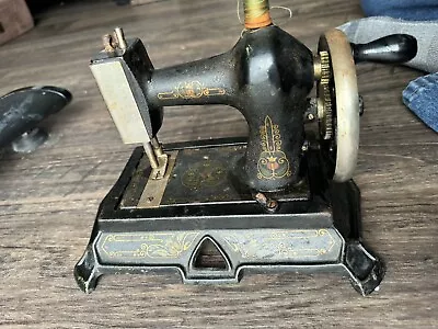 Superb Antique Muller No 29/19 Childs / Toy Sewing Machine C1910 Working • $145