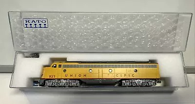 Kato N Scale UP Union Pacific E8/9A Diesel Engine Locomotive #927 • $59.99