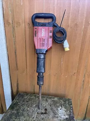 HILTI TE905-AVR KANGO BREAKER/DEMOLITION HAMMER 110v • £300