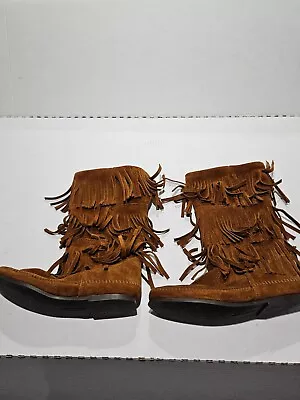 Minnetonka Moccasin 1632 Brown Suede 3 Layer Tiered Fringe Boots Women's Size 9 • $20.95