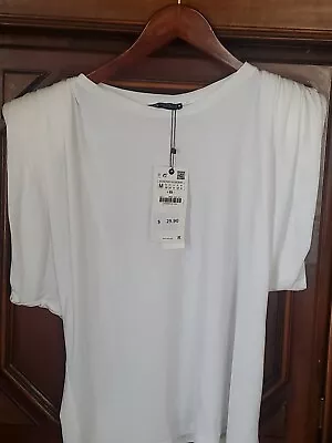 Zara White Sleeveless T Shirt Women’s Size Medium Nwt • $19.99
