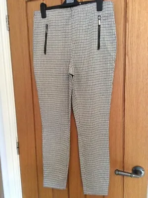 Bnwt Next Jegging With A Black/camel  Dogtooth Check Pattern With Zip Pockets 16 • £5