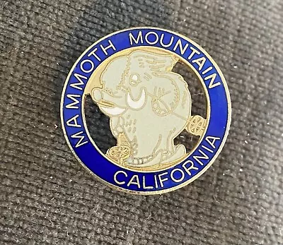 Vintage MAMMOTH MOUNTAIN Skiing Ski Pin CALIFORNIA Resort Souvenir Travel Lapel • $12