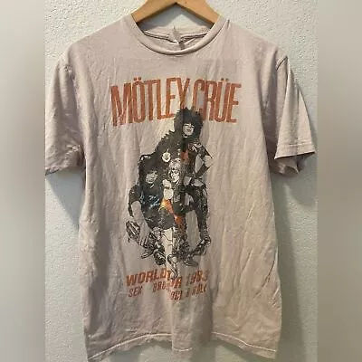 Retro Motley Crue T-Shirt Beige World Tour 1983 Men Large • $16