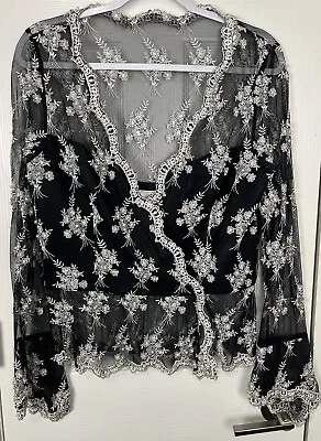 VIE BY VICTORIA ROYAL Black Beaded Embroidered Top Size 12 • $37.80