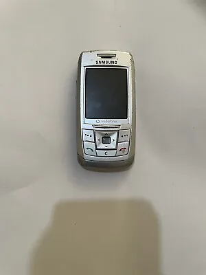 Samsung SGH E250 - Silver (Unlocked) Mobile Phone • £15.99