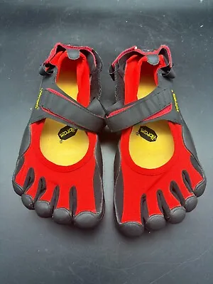 Men's Vibram FiveFingers Sprint Size 44 RED • $39.99