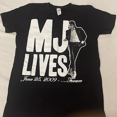 Michael Jackson  Lives T Shirt 2009 Size Medium Girls • $39