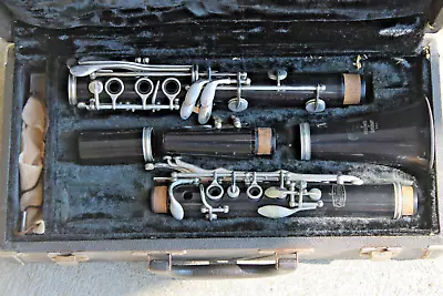 Vintage Bundy Resonite Clarinet  The Selmer Company USA W/ Hard Case • $75