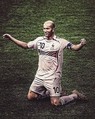 Sports Images Men Soccer Football FIFA UEFA Zinedine Zidane Photo -CL3215 • $12.98