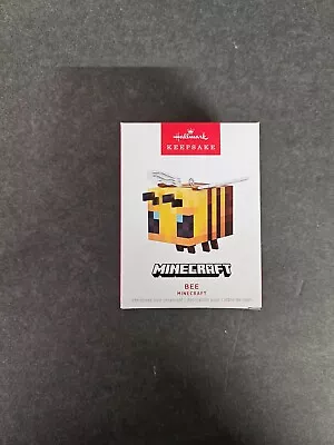 2023 Hallmark Minecraft Bee • $1.99