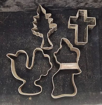 VINTAGE COOKIE CUTTERS SET Of 4 Metal TREE CROSS TURKEY AND AN ANGEL • $12.95