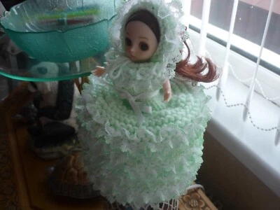 £10.95 • Buy TOILET ROLL DOLL KNITTING IN LACE MINT W MINT EDGES DOLL W SHOES & TOILET  ROLL